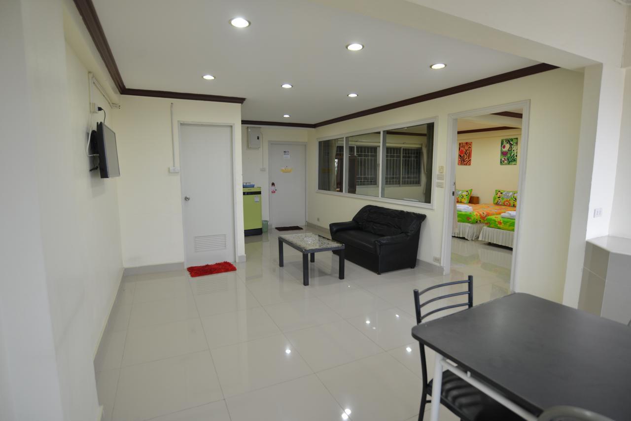 Albergue Cozy Loft Pattaya Exterior foto