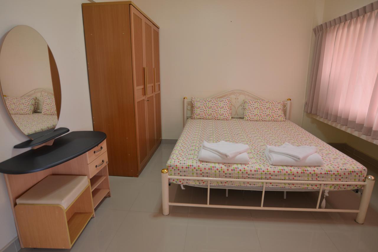 Albergue Cozy Loft Pattaya Exterior foto