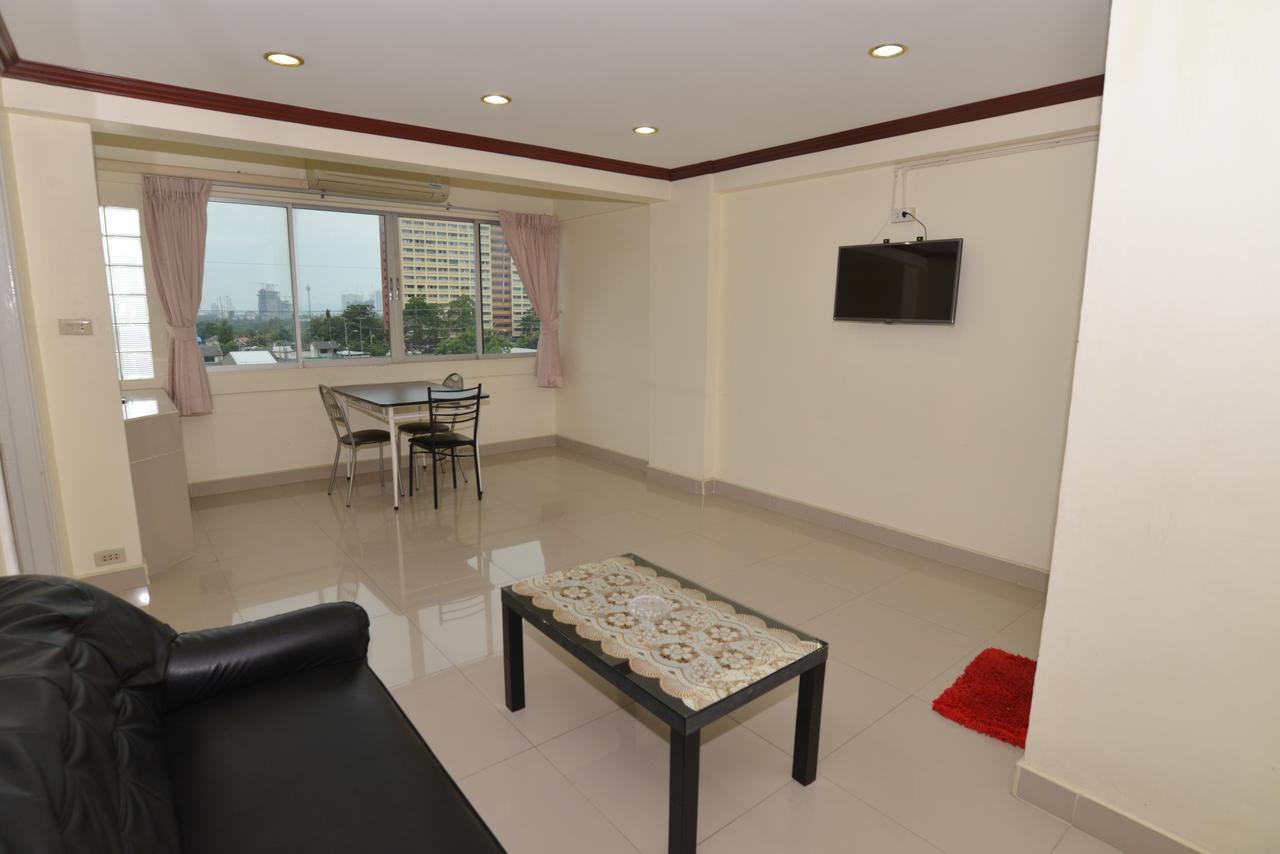 Albergue Cozy Loft Pattaya Exterior foto